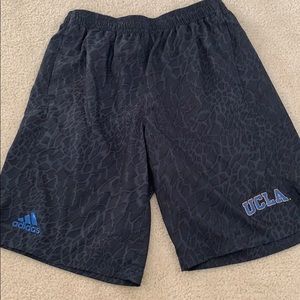 🔥 Men’s rare Adidas UCLA shorts